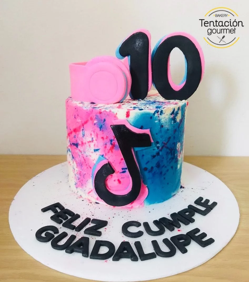 Torta personalizada decoración TikTok